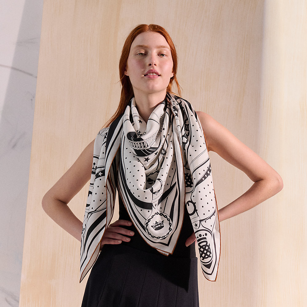 La Promenade du Matin Bandana double face scarf 140 | Hermès